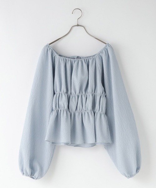 LOWRYS FARM(ローリーズファーム)の「オフショルシャーリングブラウス 652996(Tシャツ/カットソー・レディース・グレー/ブルー/ベージュ・FREE)」の22枚目の写真