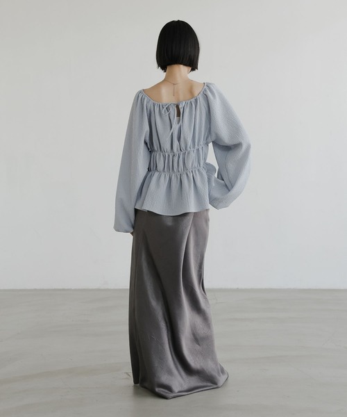 LOWRYS FARM(ローリーズファーム)の「オフショルシャーリングブラウス 652996(Tシャツ/カットソー・レディース・グレー/ブルー/ベージュ・FREE)」の16枚目の写真