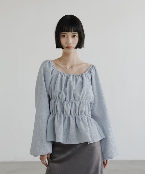 LOWRYS FARM(ローリーズファーム)の「オフショルシャーリングブラウス 652996(Tシャツ/カットソー・レディース・グレー/ブルー/ベージュ・FREE)」の19枚目の写真