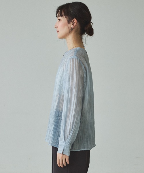 qualite(カリテ)の「シアークレープブラウス/春服/夏服/オフィスカジュアル/シアーシャツ(シャツ/ブラウス・レディース・サックスブルー/アイボリー・フリー)」の13枚目の写真