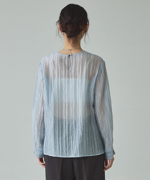qualite(カリテ)の「シアークレープブラウス/春服/夏服/オフィスカジュアル/シアーシャツ(シャツ/ブラウス・レディース・サックスブルー/アイボリー・フリー)」の14枚目の写真