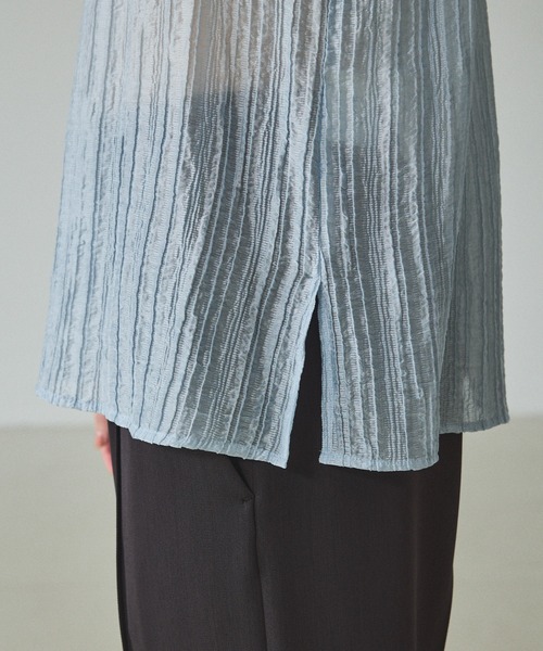 qualite(カリテ)の「シアークレープブラウス/春服/夏服/オフィスカジュアル/シアーシャツ(シャツ/ブラウス・レディース・サックスブルー/アイボリー・フリー)」の19枚目の写真