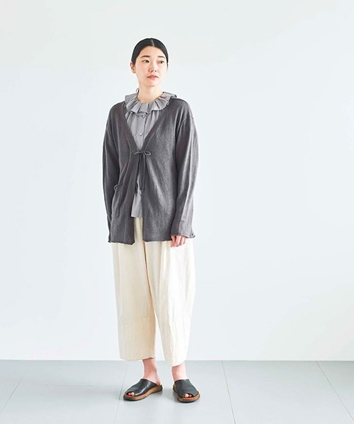 HAU（ハウ）の「カシュクールニット ”room”（ニット/セーター・レディース・サックスブルー/グレー/ベージュ・MEDIUM）」の2枚目の写真