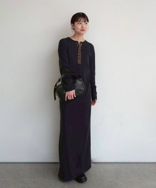 anuke(アンヌーク)の「Thermal 2way Onepiece(ワンピース・レディース・ネイビー/アイボリー・36inch/38inch)」の3枚目の写真
