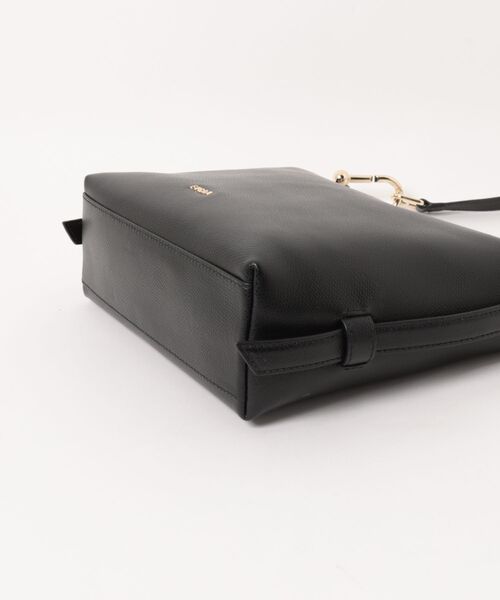 FURLA(フルラ)の「フルラ トニー (Furla Tonie) ミニショルダーバッグ(ショルダーバッグ・レディース・ブラック/ホワイト・ONE SIZE)」の14枚目の写真
