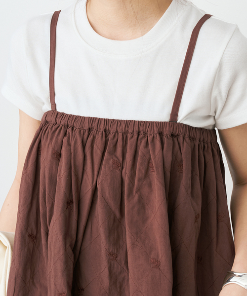 Spick & Span(スピックアンドスパン)の「crinkle crinkle crinkle 別注フリンジキャミ*(キャミソール・レディース・ブラウン/ブラック・FREE)」の4枚目の写真