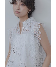 Eimee Law | エンブロイダリー パネルレースベスト(ベスト)