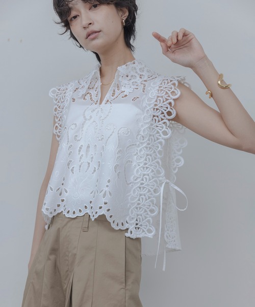 Eimee Law（エイミーロウ）の「エンブロイダリー パネルレースベスト（ベスト・レディース・ブラック/オフホワイト・FREE）」の6枚目の写真
