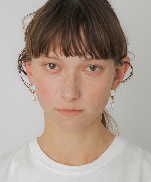 LAPUIS(ラピュイ)の「LAPUIS(ラピュイ)Pearl Hook pierced earrings(ピアス(両耳用)・レディース・ゴールド/マルチ・FREE)」の18枚目の写真