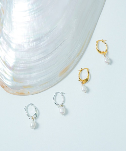 LAPUIS(ラピュイ)の「LAPUIS(ラピュイ)Pearl Hook pierced earrings(ピアス(両耳用)・レディース・ゴールド/マルチ・FREE)」の19枚目の写真