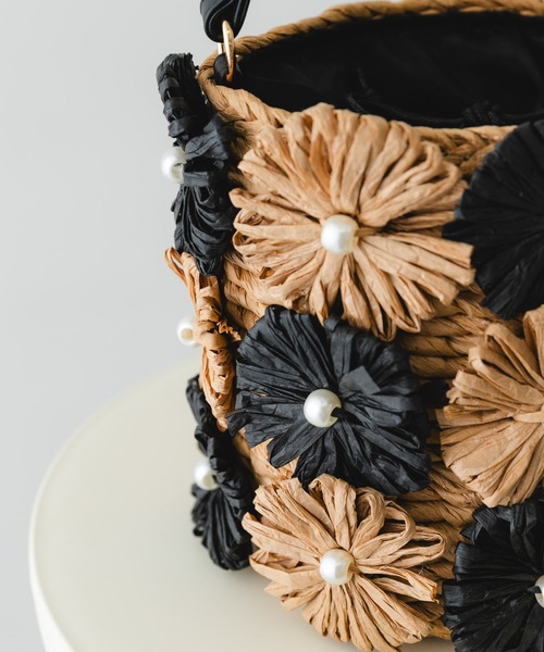 RODE SKO（ロデスコ）の「フラワーモチーフ雑材バケツバッグ（ショルダーバッグ・レディース・ミント/ブラック・ONE）」の12枚目の写真