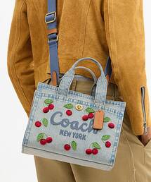 COACH（コーチ）の「カーゴ トート バッグ 26・チェリー エンブロイダリー（トートバッグ）」