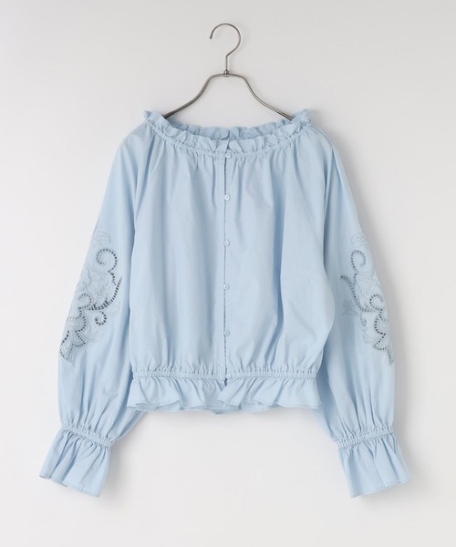 LOWRYS FARM（ローリーズファーム）の「カットワークレースブラウス 638504（シャツ/ブラウス・レディース・ブラック/ライトブルー/ホワイト・FREE）」の3枚目の写真