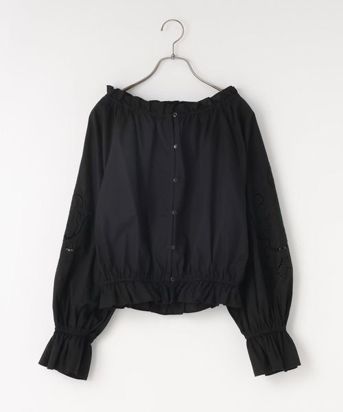 LOWRYS FARM（ローリーズファーム）の「カットワークレースブラウス 638504（シャツ/ブラウス・レディース・ブラック/ライトブルー/ホワイト・FREE）」の5枚目の写真