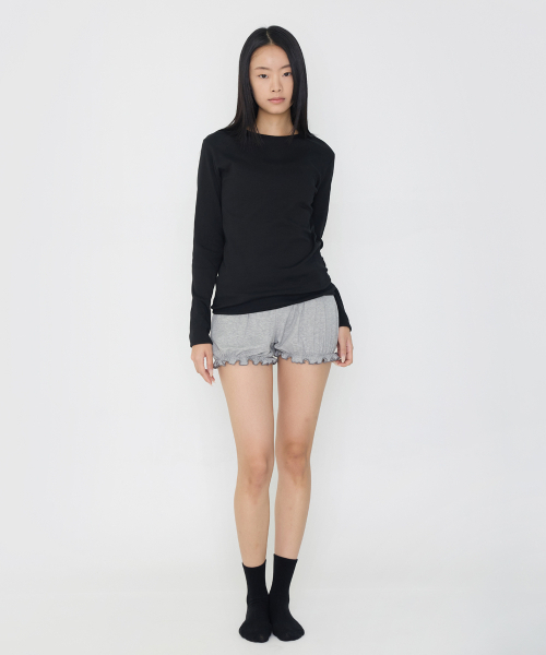 DEVIWEAR（デヴィウェア）の「[DO] ソフトラウンドネックTシャツ DEVI-DO1002-ブラック（Tシャツ/カットソー・レディース・ブラック・SMALL/MEDIUM/LARGE）」の2枚目の写真