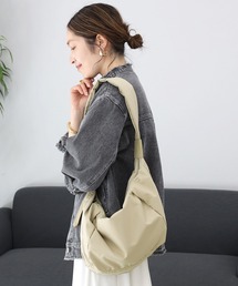 Aletta vita（アレッタビータ）の「クロワッサンショルダーバッグ（ショルダーバッグ）」