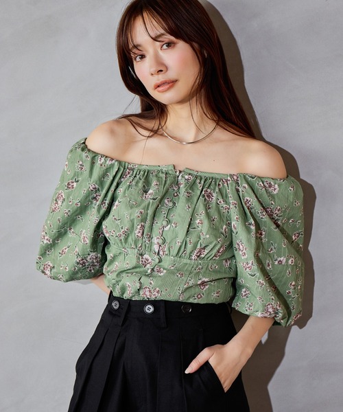 mysty woman（ミスティウーマン）の「アソートスクエアネックパフブラウス 666050（シャツ/ブラウス・レディース・サックスブルー/オフホワイト/ブルー系その他/グリーン系その他・FREE）」の2枚目の写真