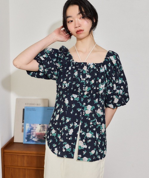 mysty woman（ミスティウーマン）の「アソートスクエアネックパフブラウス 666050（シャツ/ブラウス・レディース・サックスブルー/オフホワイト/ブルー系その他/グリーン系その他・FREE）」の9枚目の写真