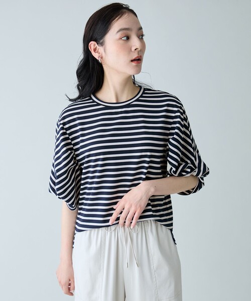 ANY(エニィ)の「ツイストスリーブボーダートップス(Tシャツ/カットソー・レディース・ホワイト系2/ベージュ系2/スカイブルー系2/ライトイエロー系2/ネイビー系/ホワイト系/ブラック系/ダークブラウン系2・X-LARGE)」の7枚目の写真