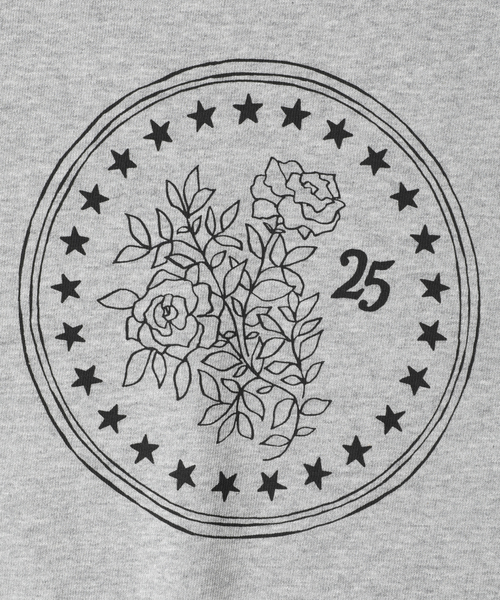 Tiara（ティアラ）の「SHOGO SEKINE 25周年ロゴTシャツ（Tシャツ/カットソー・レディース・杢グレー/ホワイト・FREE）」の5枚目の写真
