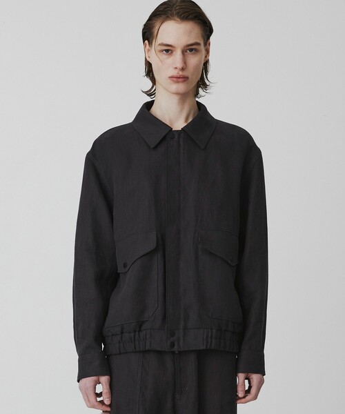 UNITED TOKYO（ユナイテッドトウキョウ）の「【数量限定】HEMP SUEDE フライトジップブルゾン　｜SETUP可能（ブルゾン・メンズ・ダークグレー/ブラック・1/2）」の12枚目の写真