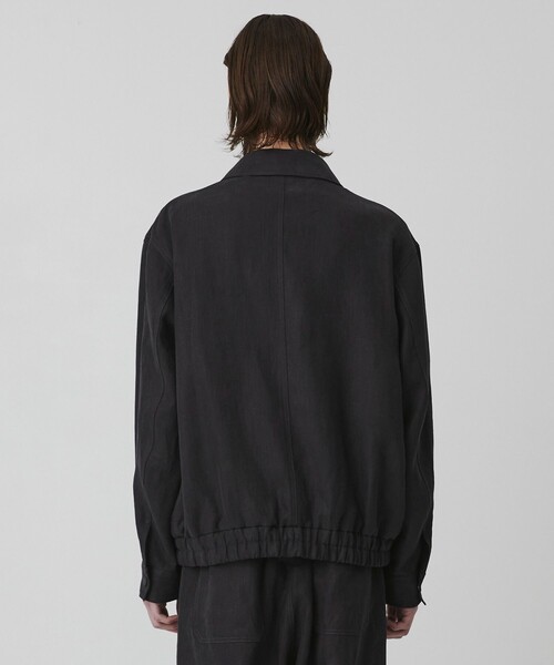 UNITED TOKYO（ユナイテッドトウキョウ）の「【数量限定】HEMP SUEDE フライトジップブルゾン　｜SETUP可能（ブルゾン・メンズ・ダークグレー/ブラック・1/2）」の14枚目の写真