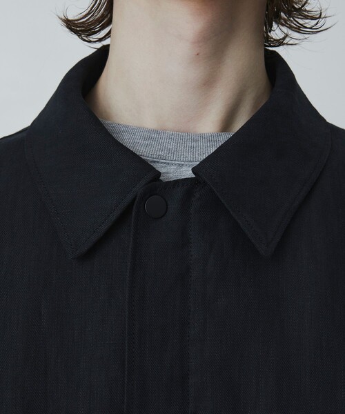 UNITED TOKYO（ユナイテッドトウキョウ）の「【数量限定】HEMP SUEDE フライトジップブルゾン　｜SETUP可能（ブルゾン・メンズ・ダークグレー/ブラック・1/2）」の3枚目の写真