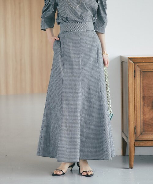 La boutique BonBon（ラブティックボンボン）の「【接触冷感・涼しくて美シルエット】サッカーマーメイドマキシスカート（スカート・レディース・サックスブルー/ブラック/ホワイト・38/36）」の22枚目の写真