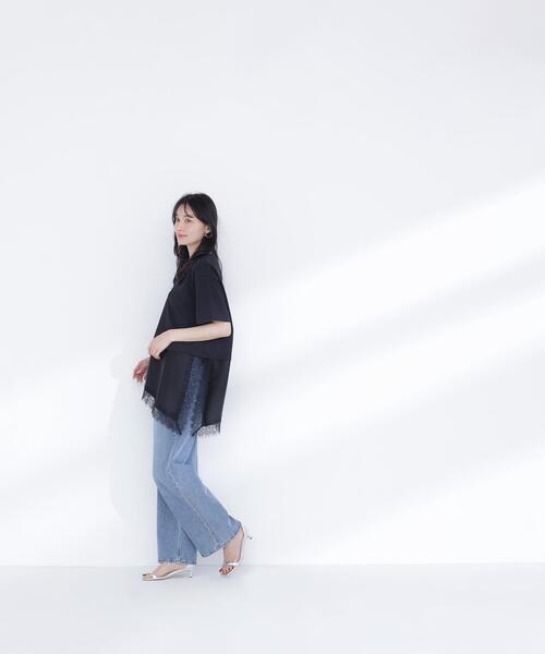 NATURAL BEAUTY BASIC(ナチュラルビューティーベーシック)の「レースドッキングロゴTシャツ(Tシャツ/カットソー・レディース・グレー系その他/ブラック/オフホワイト・FREE)」の5枚目の写真