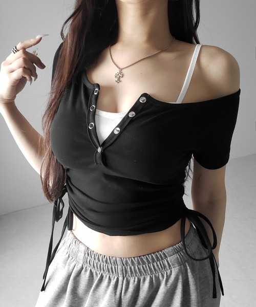 me+em select(ミームセレクト)の「【 2点セット 】ヘンリーネックサイドリボン半袖ぴちTシャツ / Henley neck side ribbon short-sleeve pichi T-shirt(Tシャツ/カットソー・レディース・ホワイト/グレー/ブラック・FREE)」の7枚目の写真