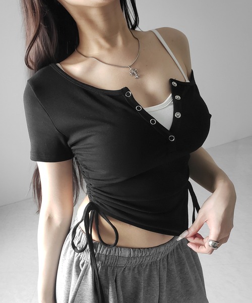 me+em select(ミームセレクト)の「【 2点セット 】ヘンリーネックサイドリボン半袖ぴちTシャツ / Henley neck side ribbon short-sleeve pichi T-shirt(Tシャツ/カットソー・レディース・ホワイト/グレー/ブラック・FREE)」の9枚目の写真
