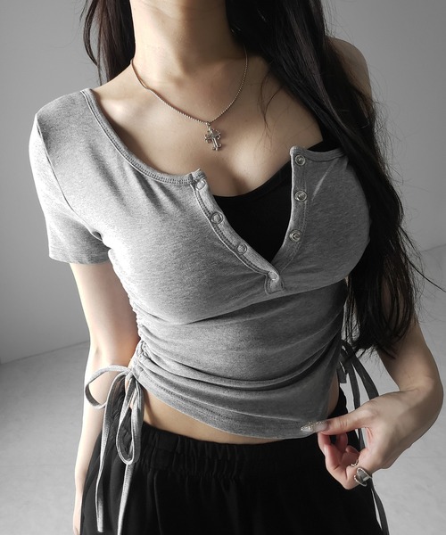 me+em select(ミームセレクト)の「【 2点セット 】ヘンリーネックサイドリボン半袖ぴちTシャツ / Henley neck side ribbon short-sleeve pichi T-shirt(Tシャツ/カットソー・レディース・ホワイト/グレー/ブラック・FREE)」の17枚目の写真