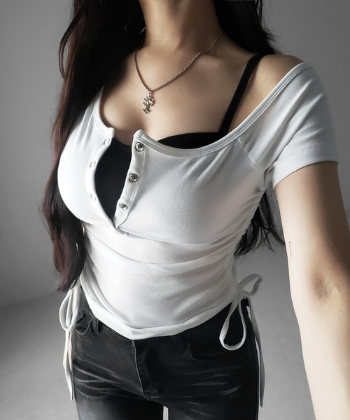 me+em select(ミームセレクト)の「【 2点セット 】ヘンリーネックサイドリボン半袖ぴちTシャツ / Henley neck side ribbon short-sleeve pichi T-shirt(Tシャツ/カットソー・レディース・ホワイト/グレー/ブラック・FREE)」の21枚目の写真