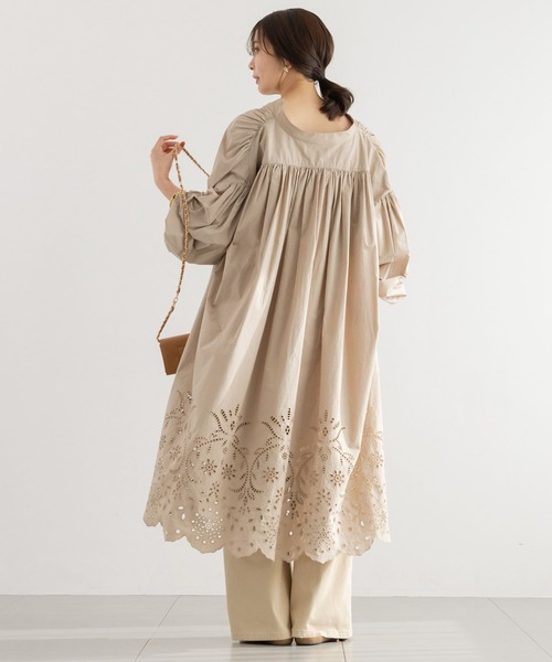 BARNYARDSTORM(バンヤードストーム)の「BARNYARDSTORM / エンブロイダリーコットンワンピース / ハンドウォッシャブル(ワンピース・レディース・ホワイト/グリーン/ベージュ・FREE)」の10枚目の写真