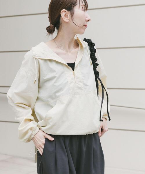 ITEMS URBANRESEARCH（アイテムズ アーバンリサーチ）の「アノラックフーディーブルゾン（ブルゾン・レディース・ホワイト系その他/キャメル/ブラック・FREE）」の7枚目の写真