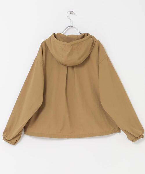 ITEMS URBANRESEARCH（アイテムズ アーバンリサーチ）の「アノラックフーディーブルゾン（ブルゾン・レディース・ホワイト系その他/キャメル/ブラック・FREE）」の18枚目の写真