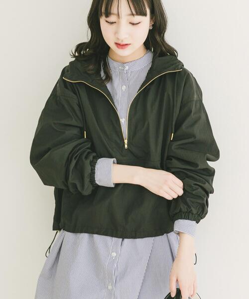 ITEMS URBANRESEARCH（アイテムズ アーバンリサーチ）の「アノラックフーディーブルゾン（ブルゾン・レディース・ホワイト系その他/キャメル/ブラック・FREE）」の14枚目の写真