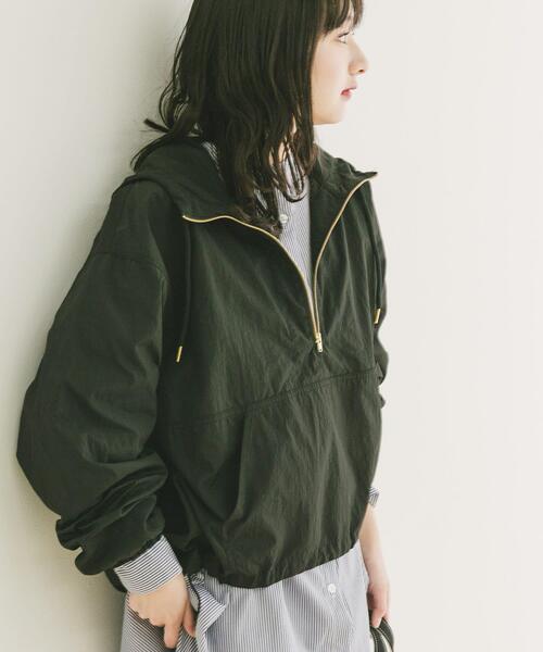 ITEMS URBANRESEARCH（アイテムズ アーバンリサーチ）の「アノラックフーディーブルゾン（ブルゾン・レディース・ホワイト系その他/キャメル/ブラック・FREE）」の13枚目の写真