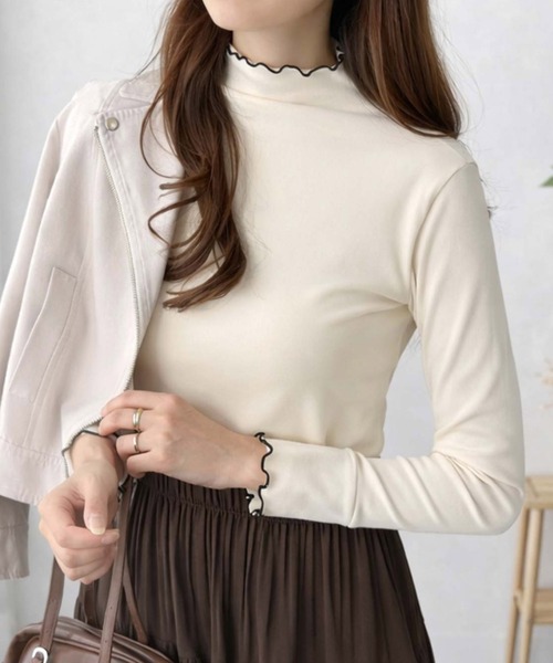 Amulet(アミュレット)の「程よいフィット感で着心地◎ ソフトフィット配色メロウカットソー(Tシャツ/カットソー・レディース・カーキ/アイボリー/ブラック/ホワイト/ブラウン・L/M)」の2枚目の写真