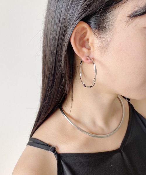 ciite' surgical stainless(シーテサージカルステンレス)の「【金属アレルギー対応】 ねじれフープイヤリング (両耳用) サージカルステンレス(イヤリング・レディース・シルバー/ゴールド・FREE)」の14枚目の写真