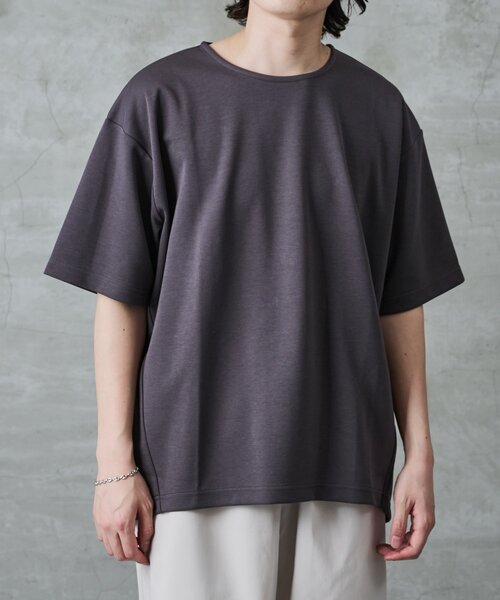 COLONY 2139(コロニートゥーワンスリーナイン)の「エンザイムダンボールラウンドヘム半袖Tシャツ(Tシャツ/カットソー・メンズ・チャコールグレー/ホワイト/ブラック・LARGE/MEDIUM)」の17枚目の写真