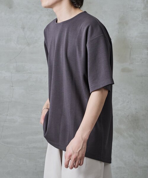 COLONY 2139(コロニートゥーワンスリーナイン)の「エンザイムダンボールラウンドヘム半袖Tシャツ(Tシャツ/カットソー・メンズ・チャコールグレー/ホワイト/ブラック・LARGE/MEDIUM)」の18枚目の写真