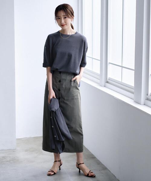 UNTITLED(アンタイトル)の「【アンサンブル可/Tシャツ風/ゆったり】リラックスニットトップス(ニット/セーター・レディース・オリーブ/ブラウン系/ナチュラル/スミクロ・00/02/04/44/48)」の6枚目の写真