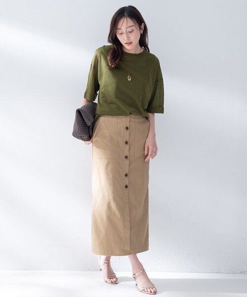 UNTITLED(アンタイトル)の「【アンサンブル可/Tシャツ風/ゆったり】リラックスニットトップス(ニット/セーター・レディース・オリーブ/ブラウン系/ナチュラル/スミクロ・00/02/04/44/48)」の14枚目の写真