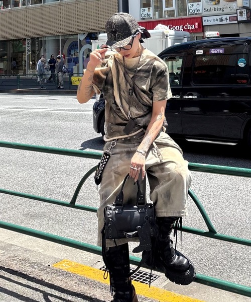 FANCY CLUB(ファンシークラブ)の「【FANCY CLUB】WESTERN BOOTS KEYRING / 【ファンシークラブ】ウェスタンブーツキーリング<着用動画あり>(キーホルダー・メンズ・ホワイト×ブラック/ブラック/グレー/ピンク・ONE SIZE)」の13枚目の写真