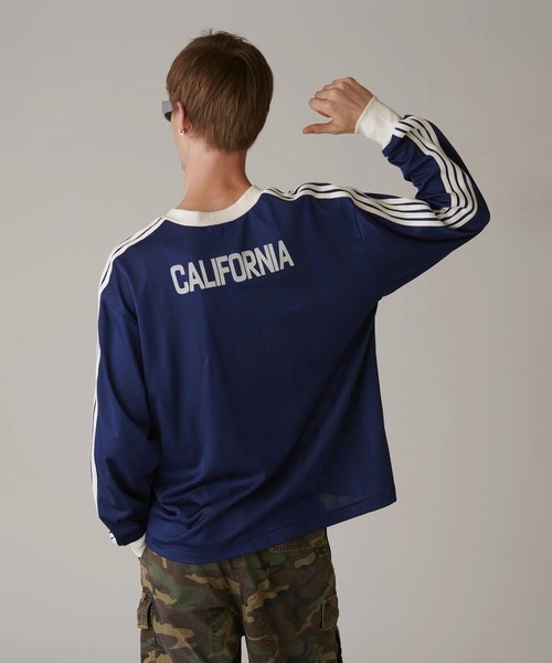 INSCRIRE(アンスクリア)の「Stripe Uniform V neck Tee(Tシャツ/カットソー・メンズ・ライトブルー/ネイビー・MEDIUM/LARGE)」の11枚目の写真