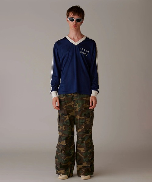 INSCRIRE(アンスクリア)の「Stripe Uniform V neck Tee(Tシャツ/カットソー・メンズ・ライトブルー/ネイビー・MEDIUM/LARGE)」の14枚目の写真