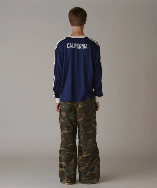 INSCRIRE(アンスクリア)の「Stripe Uniform V neck Tee(Tシャツ/カットソー・メンズ・ライトブルー/ネイビー・MEDIUM/LARGE)」の16枚目の写真