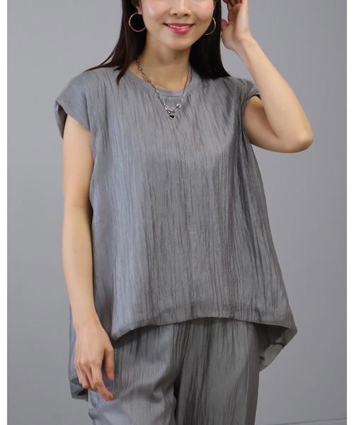 Doumoi(ドゥモエ)の「接触冷感 シアー デザイン ノースリーブ プルオーバー(シャツ/ブラウス・レディース・ベージュ/ブラウン/ブラック/グレー・FREE)」の1枚目の写真