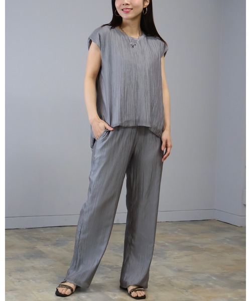 Doumoi(ドゥモエ)の「接触冷感 シアー デザイン ノースリーブ プルオーバー(シャツ/ブラウス・レディース・ベージュ/ブラウン/ブラック/グレー・FREE)」の18枚目の写真